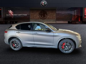 Alfa Romeo Stelvio  2.9 Gasolina 375kW (510CV) Quadrifogl Q4 Quadrifoglio  - Foto 5