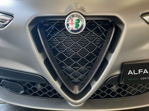 Alfa Romeo Stelvio  2.9 Gasolina 375kW (510CV) Quadrifogl Q4 Quadrifoglio  - Foto 45