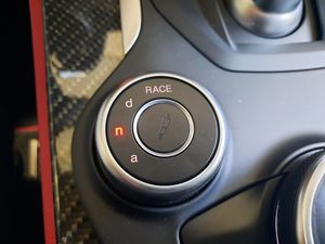 Alfa Romeo Stelvio  2.9 Gasolina 375kW (510CV) Quadrifogl Q4 Quadrifoglio  - Foto 19