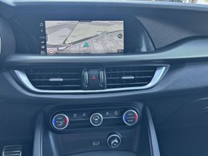 Alfa Romeo Stelvio  2.2 Diésel 140kW (190CV)  Q4 Sprint  - Foto 16