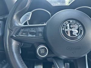 Alfa Romeo Stelvio  2.2 Diésel 140kW (190CV)  Q4 Sprint  - Foto 21
