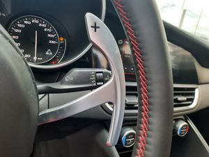 Alfa Romeo Giulia Giulia GTAM 2.9T V6 397kW (540CV)   AT GTAM  - Foto 32