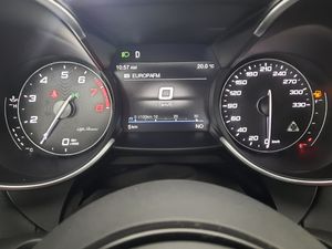 Alfa Romeo Giulia Giulia GTAM 2.9T V6 397kW (540CV)   AT GTAM  - Foto 11