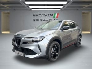 Alfa Romeo Junior  Ibrida  107kW (145CV) Speciale  - Foto 2