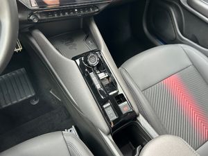 Alfa Romeo Junior  Ibrida  107kW (145CV) Speciale  - Foto 28