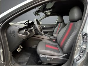 Alfa Romeo Junior  Ibrida  107kW (145CV) Speciale  - Foto 10