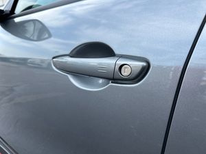 Alfa Romeo Junior  Ibrida  107kW (145CV) Speciale  - Foto 29