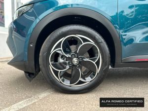 Alfa Romeo Junior  Elettrica  115kW (156CV) Speciale  - Foto 12