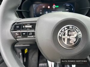 Alfa Romeo Junior  Elettrica  115kW (156CV) Speciale  - Foto 21