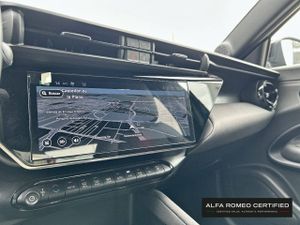 Alfa Romeo Junior  Elettrica  115kW (156CV) Speciale  - Foto 15
