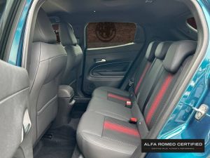 Alfa Romeo Junior  Elettrica  115kW (156CV) Speciale  - Foto 11