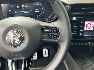 Alfa Romeo Junior  Elettrica  207kW (280CV) Veloce  - Foto 18