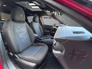 Alfa Romeo Junior  Ibrida 108kW (145CV) -  - Foto 14