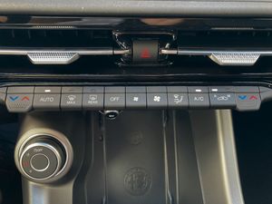 Alfa Romeo Tonale  1.3 Multi-air PHEV  Q4 Sprint  - Foto 28