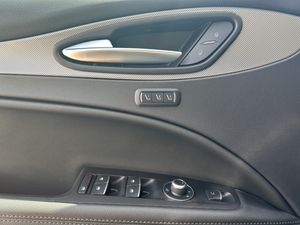Alfa Romeo Stelvio  2.0 Gasolina 206kW (280CV)  Q4 Veloce  - Foto 19