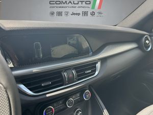 Alfa Romeo Stelvio  2.0 Gasolina 206kW (280CV)  Q4 Veloce  - Foto 27
