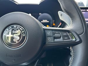 Alfa Romeo Tonale  1.5 Híbrido 175 CV TCT7 Sport Speciale  - Foto 19