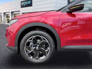 Alfa Romeo Junior  Elettrica  115kW (156CV) Speciale  - Foto 12