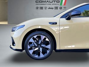 Leapmotor B05  B05 BEV 67.1kWh  Auto Design ProMax  - Foto 13