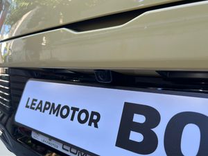 Leapmotor B05  B05 BEV 67.1kWh  Auto Design ProMax  - Foto 36
