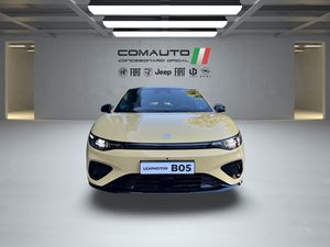 Leapmotor B05  B05 BEV 67.1kWh  Auto Design ProMax  - Foto 4