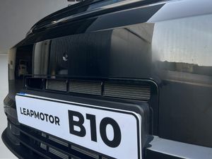Leapmotor B10  B10 REEV 18.8 kWh  Auto Design  - Foto 31