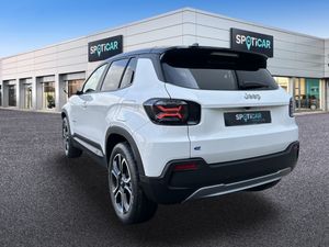 Jeep Avenger  Full Electric 115kW (156CV) Summit  - Foto 8