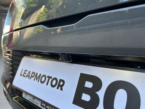 Leapmotor B05  B05 BEV 67.1kWh  Auto Design ProMax  - Foto 35