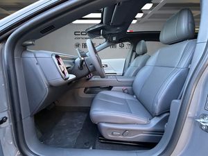 Leapmotor B05  B05 BEV 67.1kWh  Auto Design ProMax  - Foto 11