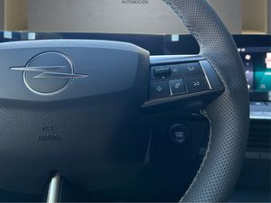 Opel Astra  1.2T XHT Hybrid 107kW  eDCT6 Ultimate  - Foto 19