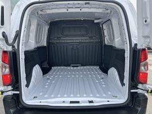 Opel Combo Cargo  Cargo 650kg Diesel 1.5 100HP S&S MT E6.4 -  - Foto 8