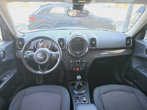 MINI Countryman One D  - Foto 21