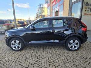 Volvo XC40 2.0 D3 Momentum Pro Auto 5p.  - Foto 9