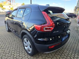 Volvo XC40 2.0 D3 Momentum Pro Auto 5p.  - Foto 10