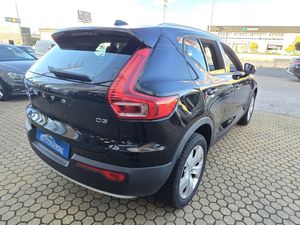 Volvo XC40 2.0 D3 Momentum Pro Auto 5p.  - Foto 13