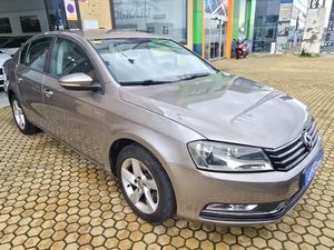 Volkswagen Passat Passat 1.6 TDI 105cv Edition BlueMotion Tech 4p.  - Foto 13