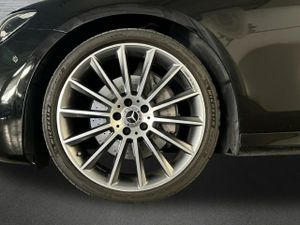 Mercedes Clase E 220 d AMG Line (EURO 6d)  - Foto 2