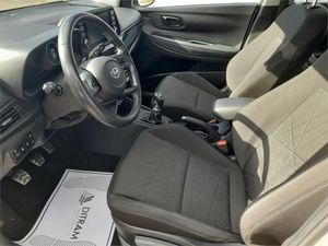 Hyundai Bayon 1.0 TGDI 74kW (100CV) 48V Tecno  - Foto 2