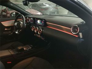 Mercedes CLA 200 D DCT Shooting Brake  - Foto 2