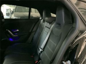 Mercedes CLA 200 D DCT Shooting Brake  - Foto 2