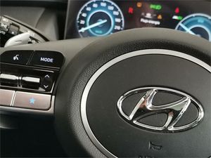 Hyundai Tucson 1.6 TGDI PHEV 195kW Tecno Sky Auto 4x4  - Foto 2