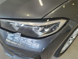 BMW Serie 3 318d Auto.Touring  - Foto 2