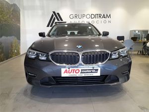 BMW Serie 3 318d Auto.Touring  - Foto 2