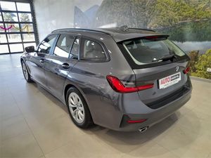 BMW Serie 3 318d Auto.Touring  - Foto 2