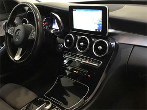 Mercedes Clase C 220 d 4MATIC Estate  - Foto 2