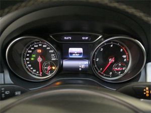 Mercedes CLA 200 d Shooting Brake  - Foto 2