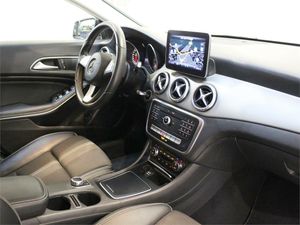 Mercedes CLA 200 d Shooting Brake  - Foto 2