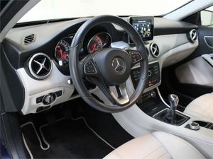 Mercedes GLA 200 d  - Foto 2