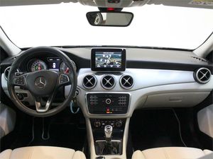 Mercedes GLA 200 d  - Foto 2