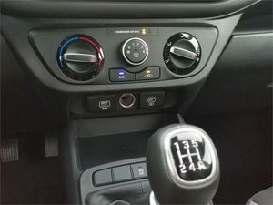 Hyundai i10 1.0 Klass  - Foto 2